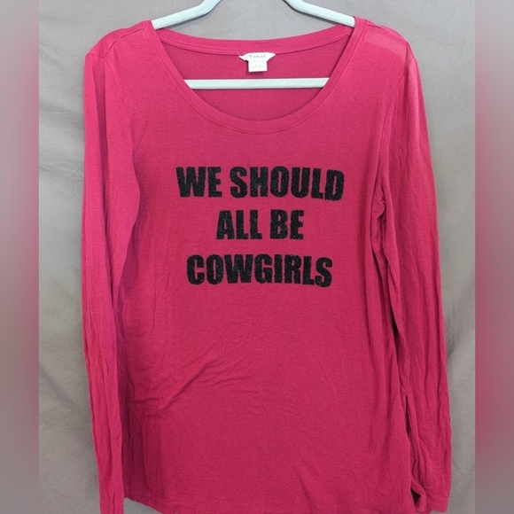 Ariat small long sleeve tshirt in hot pink with stain and fading - Picture 1 of 10